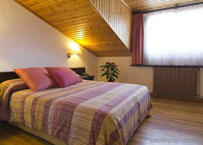 Ξενοδοχείο Terradets 3*